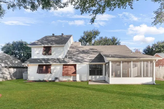 $260,000 | 2219 Laurel Valley Drive, Laplace, LA 70068