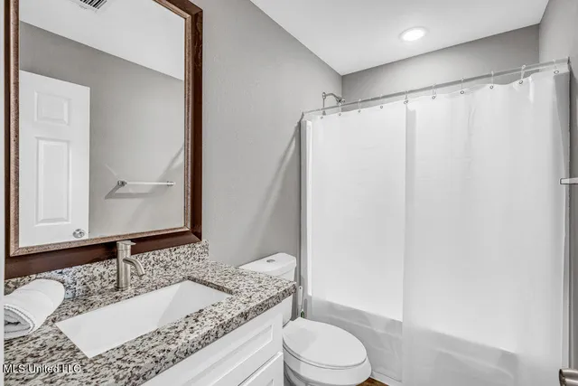 $2,970 | 112 East Orchard Loop, Unit 112, D'Iberville, MS 39540