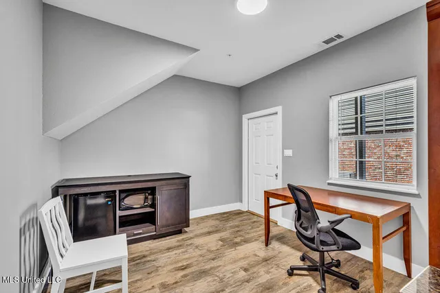 $2,970 | 112 East Orchard Loop, Unit 112, D'Iberville, MS 39540