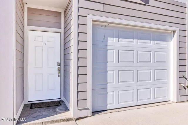 $2,970 | 112 East Orchard Loop, Unit 112, D'Iberville, MS 39540
