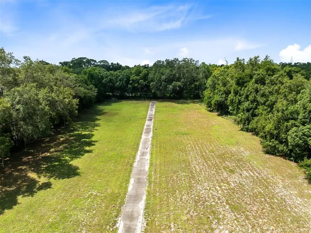 $899,000 | 424 East Welch Road, Apopka, FL 32712