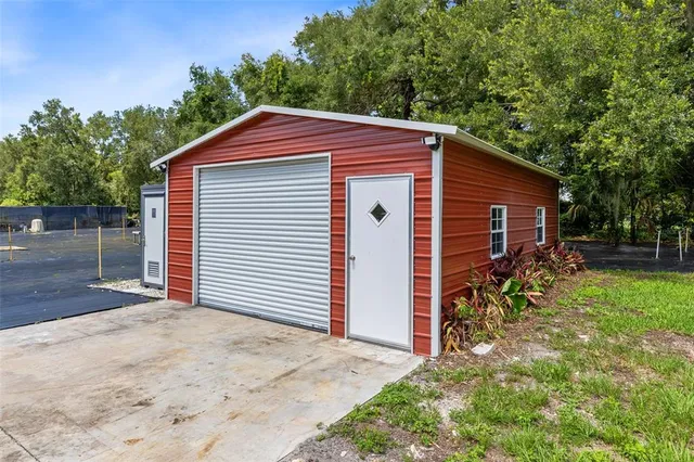 $899,000 | 424 East Welch Road, Apopka, FL 32712