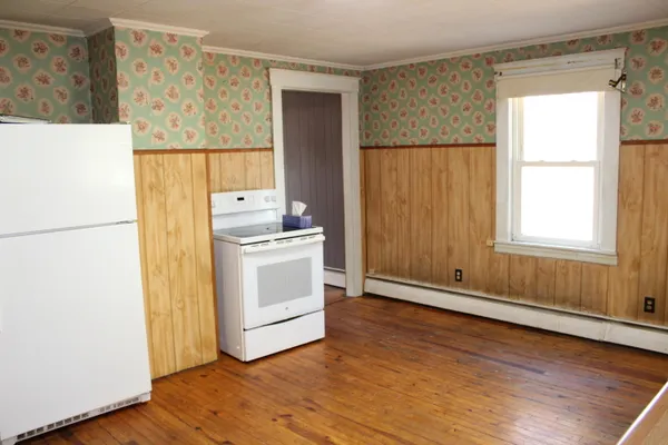 $225,000 | 247 South Belfast Avenue, Augusta, ME 04330