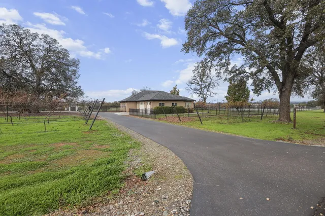 $849,000 | 19055 Del Mar Drive, Cottonwood, CA 96022