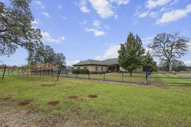 $849,000 | 19055 Del Mar Drive, Cottonwood, CA 96022