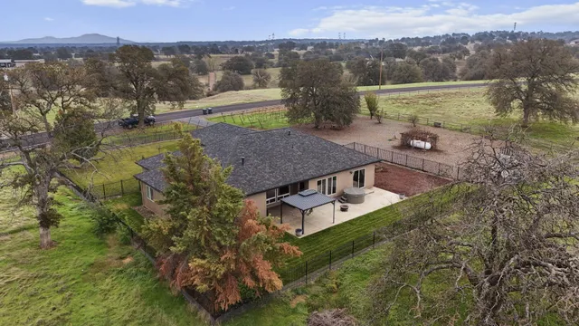 $849,000 | 19055 Del Mar Drive, Cottonwood, CA 96022