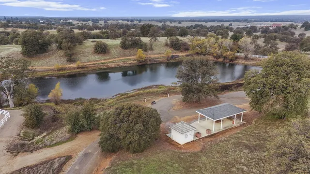 $849,000 | 19055 Del Mar Drive, Cottonwood, CA 96022