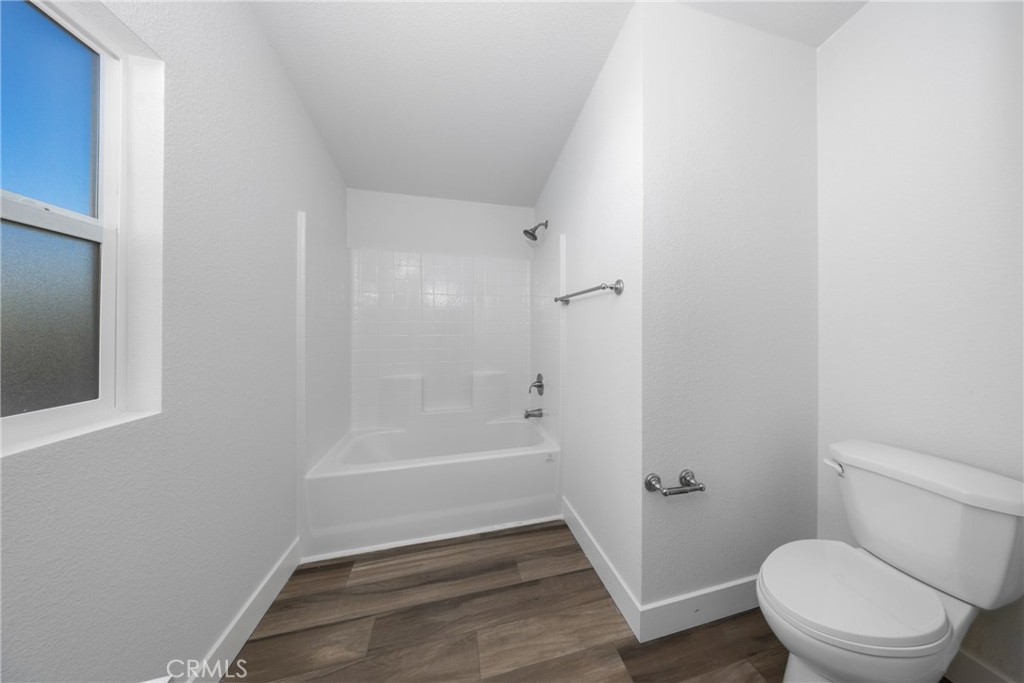 1855 East Riverside Drive, Unit 252 Ontario, CA 91761 - Photo 15 of 32