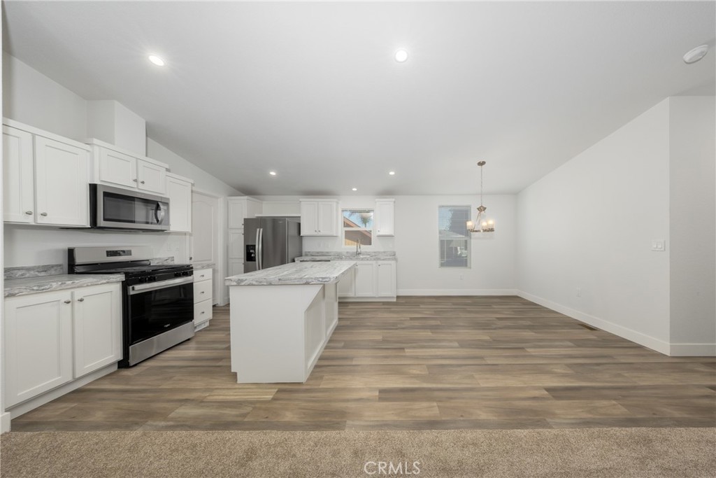 1855 East Riverside Drive, Unit 252 Ontario, CA 91761 - Photo 6 of 32