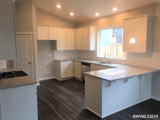 5990 Northeast Tuscan Loop Albany, OR 97321 - Photo 2 of 13 Gallery Image 2