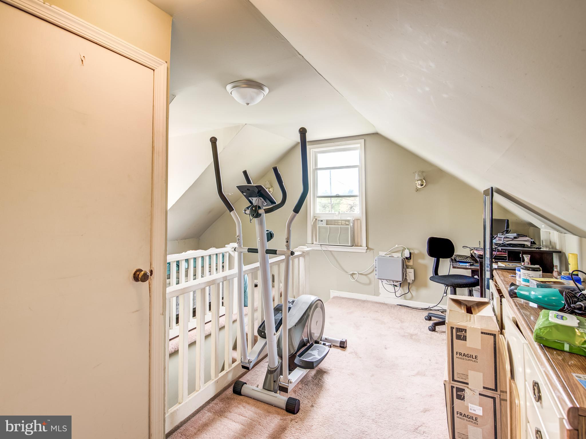 6718 Larkspur Road Morningside, MD 20746 - Photo 26 of 35