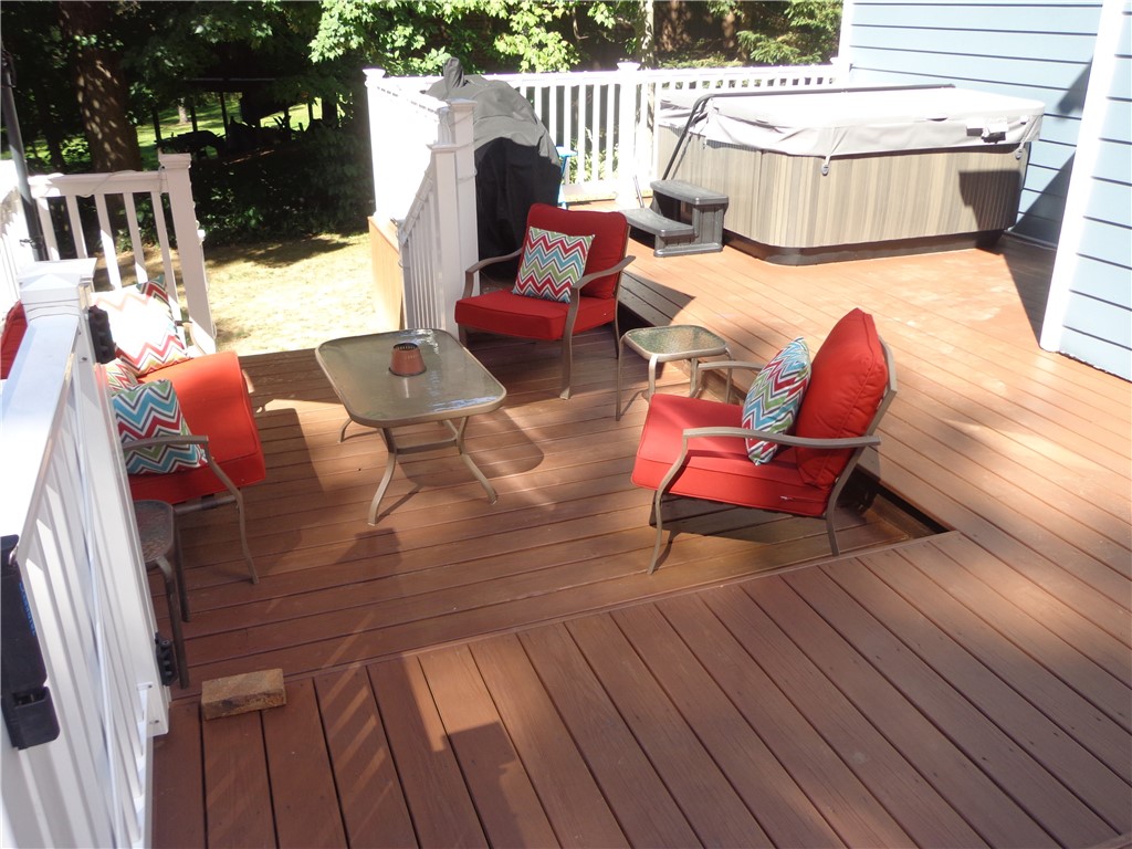 697 Ashdon Circle Webster, NY 14580 - Photo 37 of 42