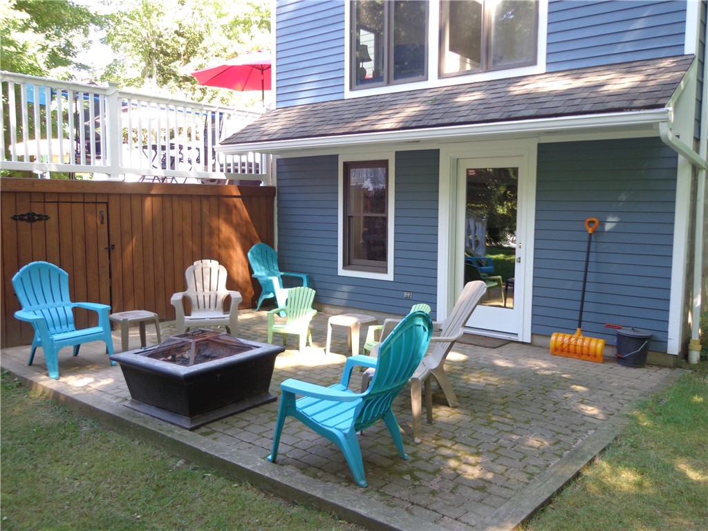 697 Ashdon Circle Webster, NY 14580 - Photo 40 of 42