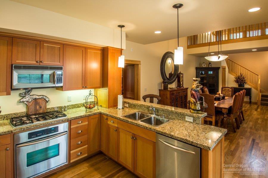 36 Fremont Crossing Sunriver, OR 97707 - Photo 5 of 20 Additional Photo