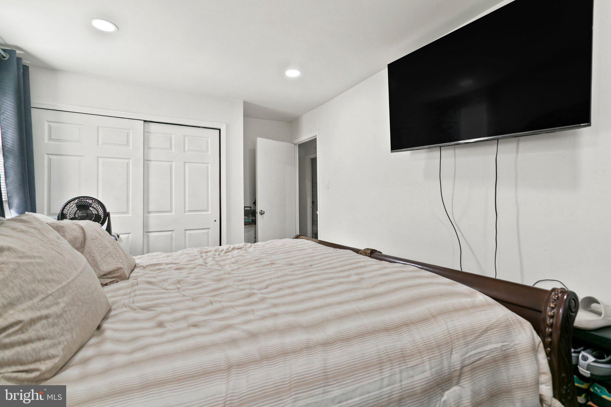 466 Rively Avenue Collingdale, PA 19023 - Photo 12 of 39 2nd Floor Bedroom 1