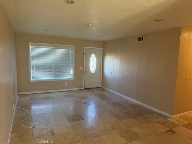 $585,000 | 7558 Pinyon Avenue, Fontana, CA 92336