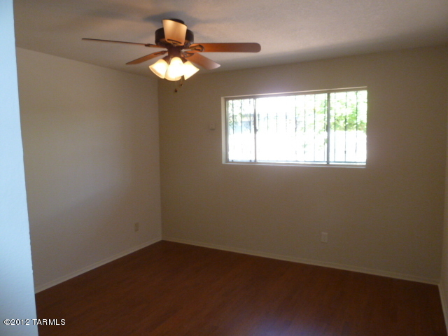 285 South Kolb Road, Unit 18 Tucson, AZ 85710 - Photo 12 of 22