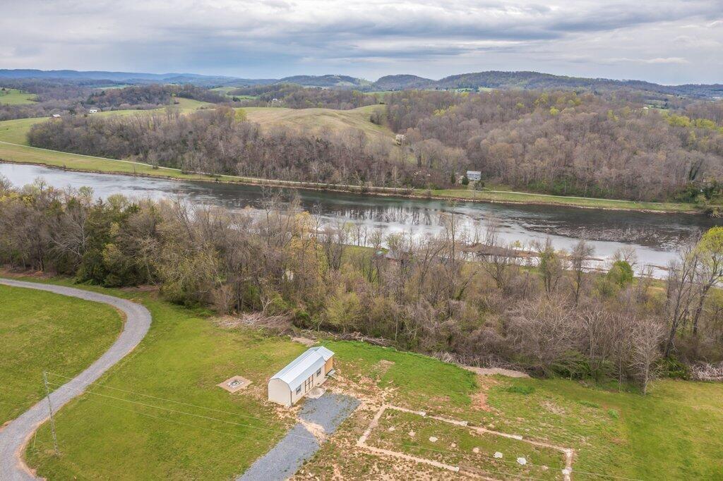 757 Lookout Drive, Unit 3 & 4 Rutledge, TN 37861 - Photo 9 of 15 Exterior-9.jpg-SMALL