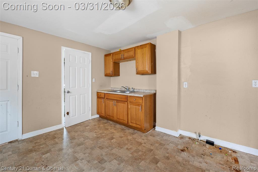 5647 Merritt Street Detroit, MI 48209 - Photo 12 of 28