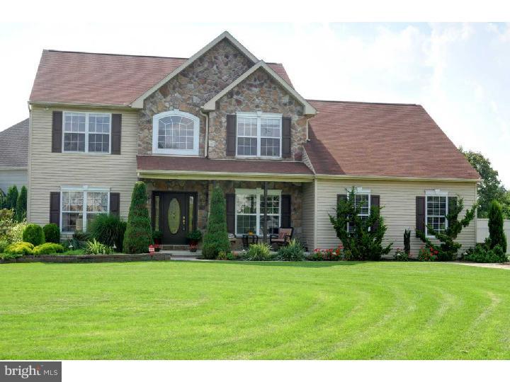 3993 Autumn Ridge Road Bethlehem, PA 18017 - Photo 1 of 13 Exterior Front