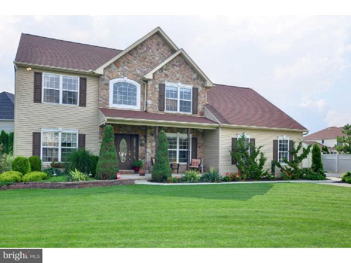 3993 Autumn Ridge Road Bethlehem, PA 18017 - Photo 2 of 13 Exterior Front
