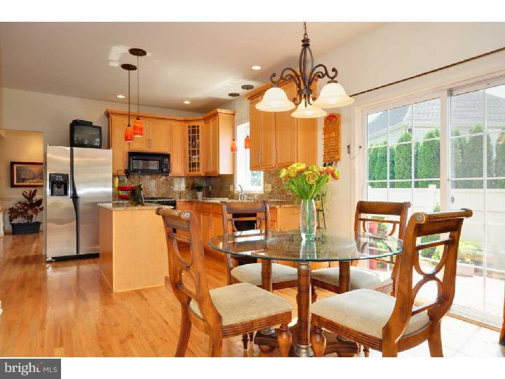 3993 Autumn Ridge Road Bethlehem, PA 18017 - Photo 6 of 13 Kitchen