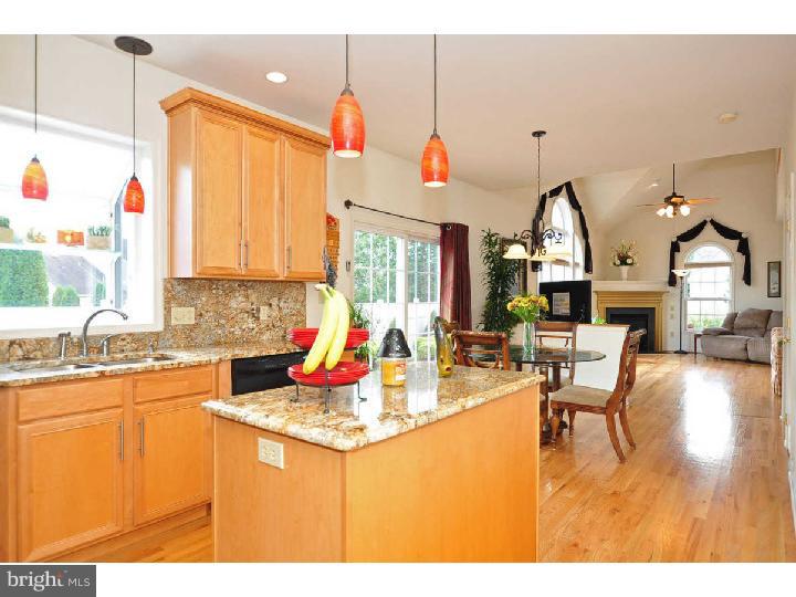 3993 Autumn Ridge Road Bethlehem, PA 18017 - Photo 7 of 13 Kitchen