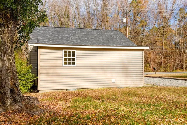 $179,900 | 6012 Ball Park Road, Thomasville, NC 27360