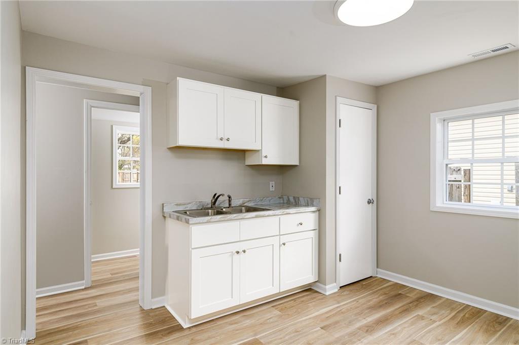 6012 Ball Park Road Thomasville, NC 27360 - Photo 6 of 18