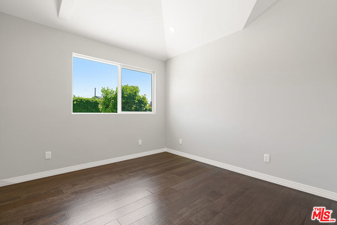 5343 Blanco Way Culver City, CA 90230 - Photo 15 of 28