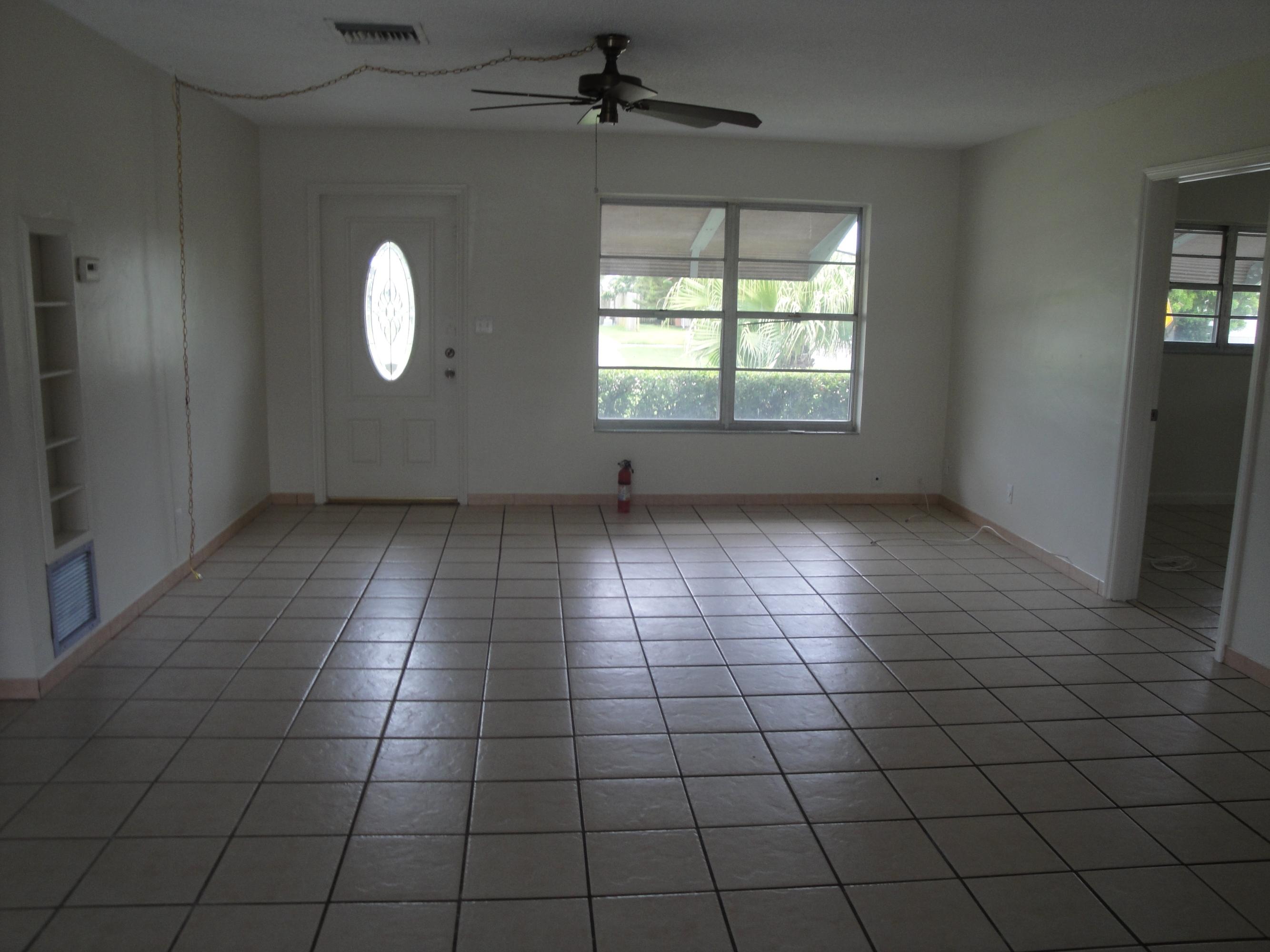 1403 High Ridge Road Lake Worth, FL 33461 - Photo 3 of 9 Living Room/Front Entry