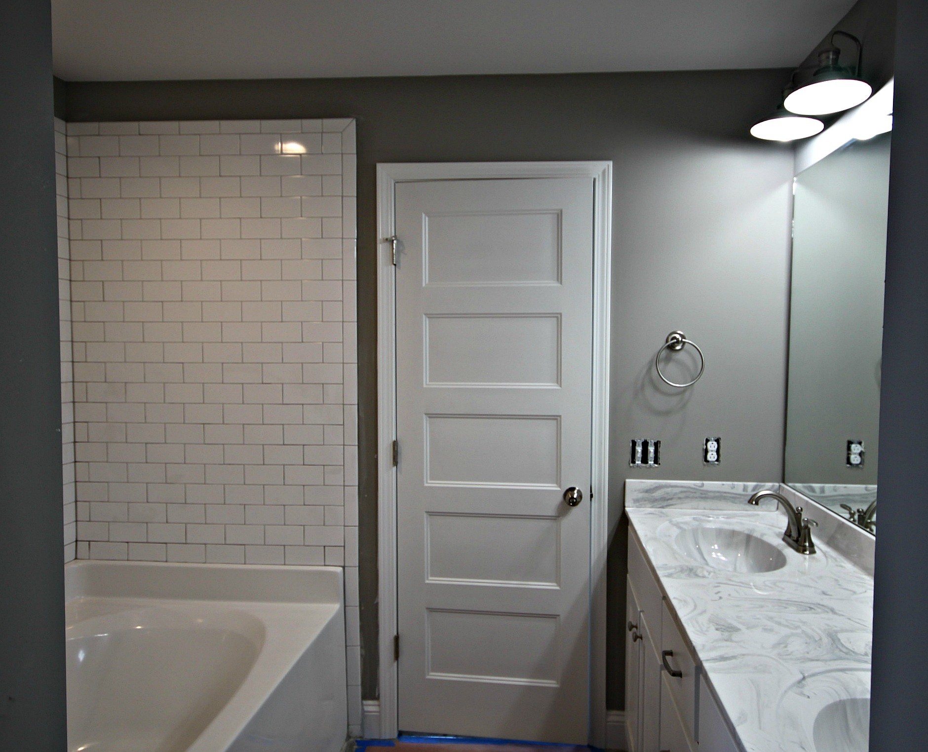 4112 Dot Road Springfield, TN 37172 - Photo 11 of 15 a bathroom with a granite countertop sink a toilet and bathtub