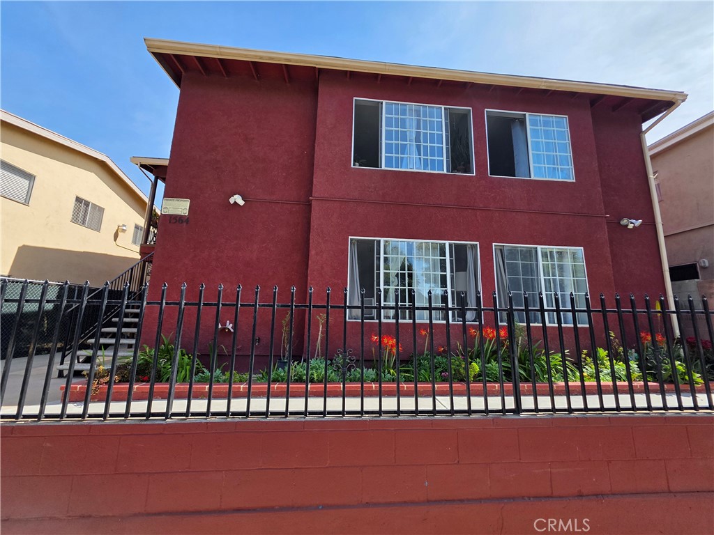 1564 Locust Avenue Long Beach, CA 90813 - Photo 1 of 10