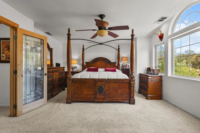 $685,000 | 21080 Joanna Way, Redding, CA 96003