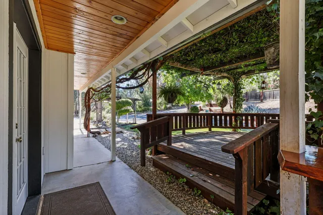 $685,000 | 21080 Joanna Way, Redding, CA 96003