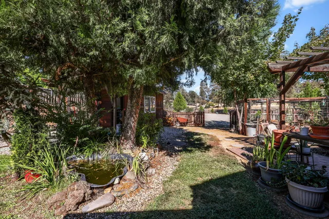 $685,000 | 21080 Joanna Way, Redding, CA 96003