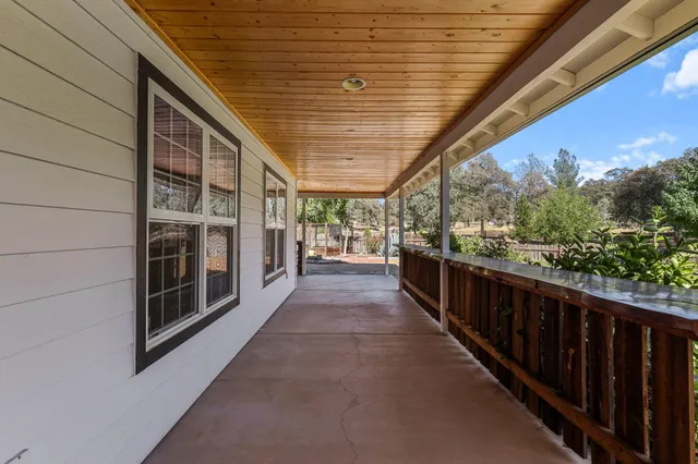 $685,000 | 21080 Joanna Way, Redding, CA 96003