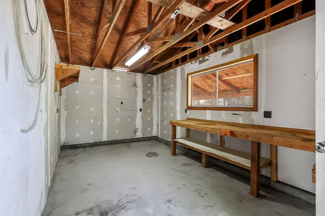 $685,000 | 21080 Joanna Way, Redding, CA 96003