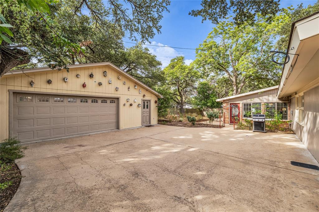 2112 Gregory Lane Waco, TX 76708 - Photo 34 of 40 Gallery Image 34