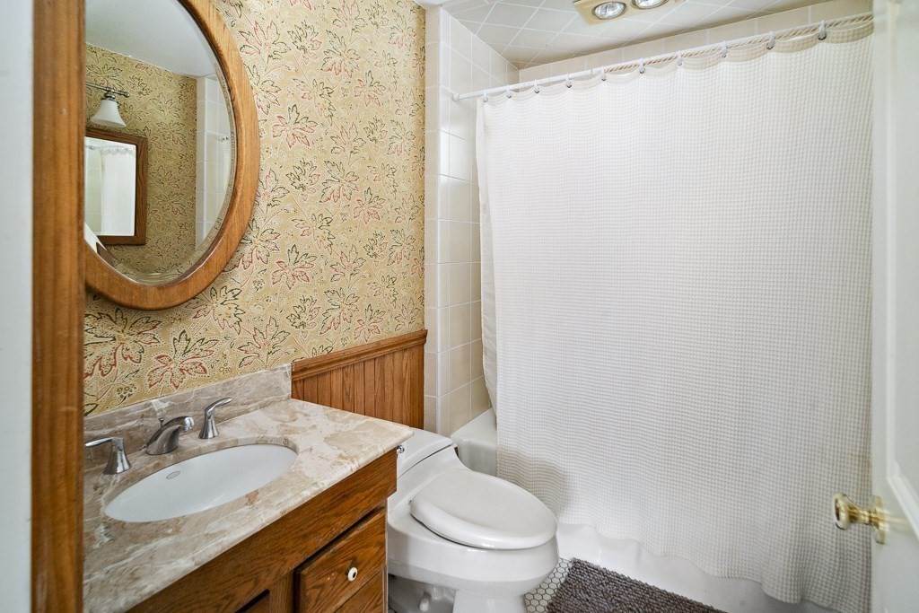 81 Court Road Winthrop, MA 02152 - Photo 19 of 42