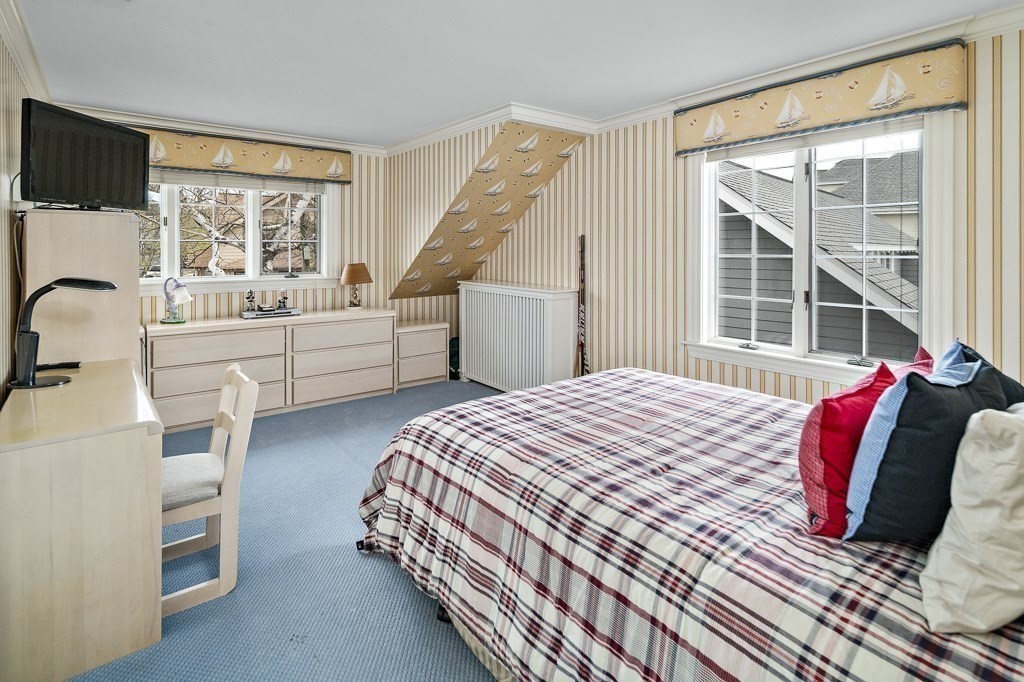 81 Court Road Winthrop, MA 02152 - Photo 22 of 42