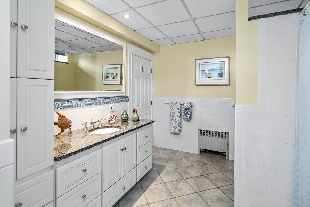 81 Court Road Winthrop, MA 02152 - Photo 29 of 42