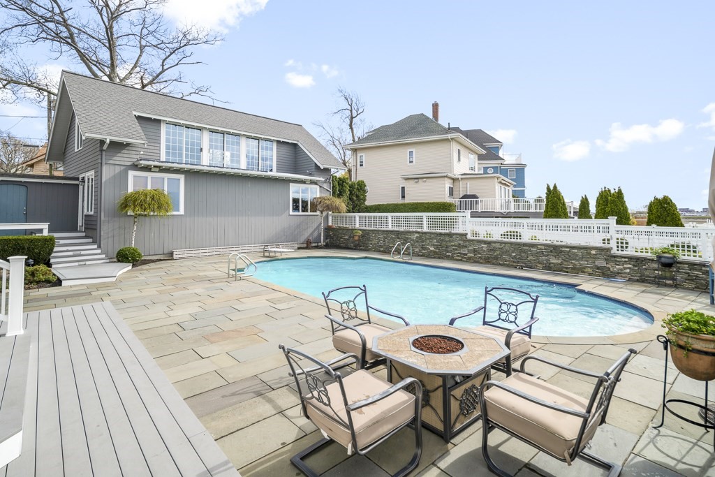 81 Court Road Winthrop, MA 02152 - Photo 34 of 42