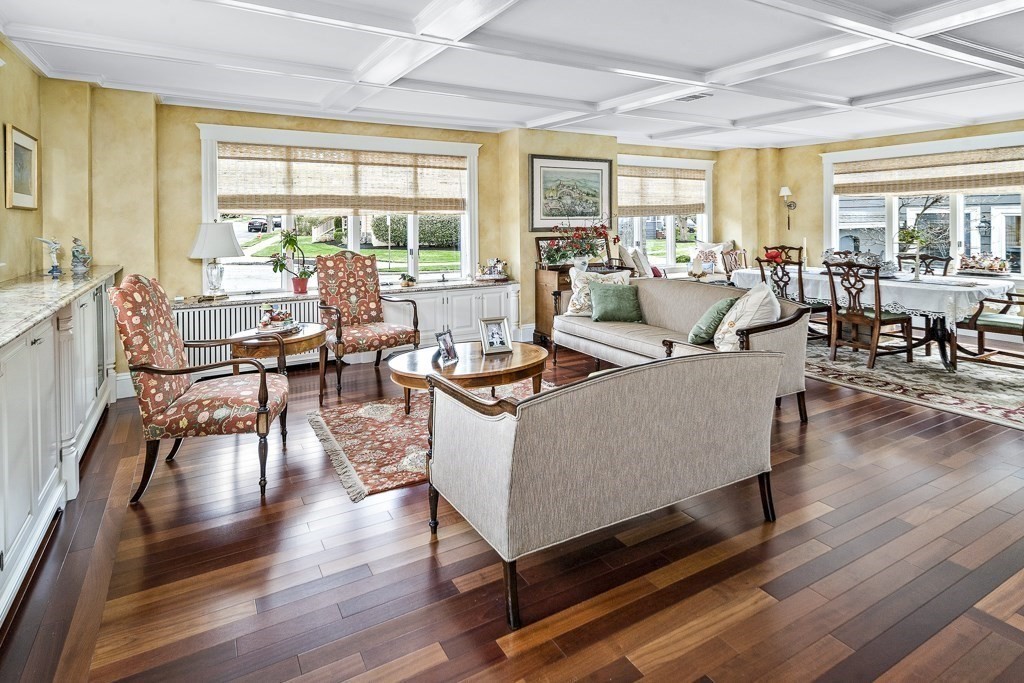 81 Court Road Winthrop, MA 02152 - Photo 6 of 42