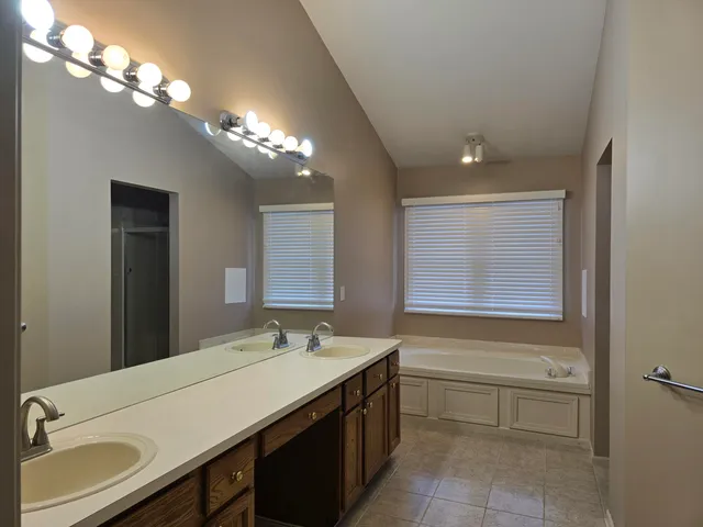 $3,600 | 47498 Fox Run Drive, Canton, MI 48187