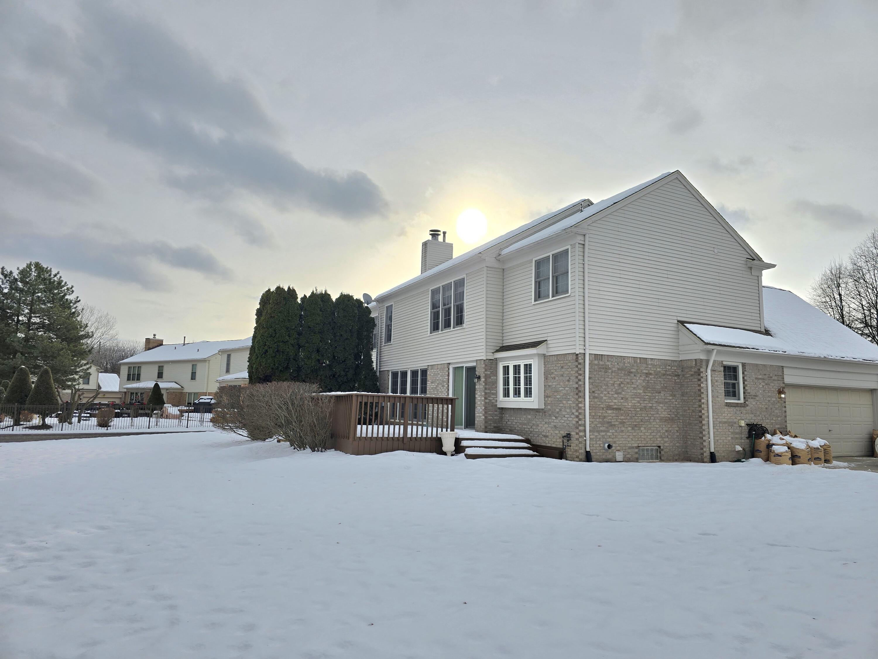 47498 Fox Run Drive Canton, MI 48187 - Photo 4 of 26 1000017358