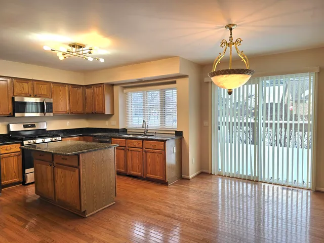 $3,600 | 47498 Fox Run Drive, Canton, MI 48187