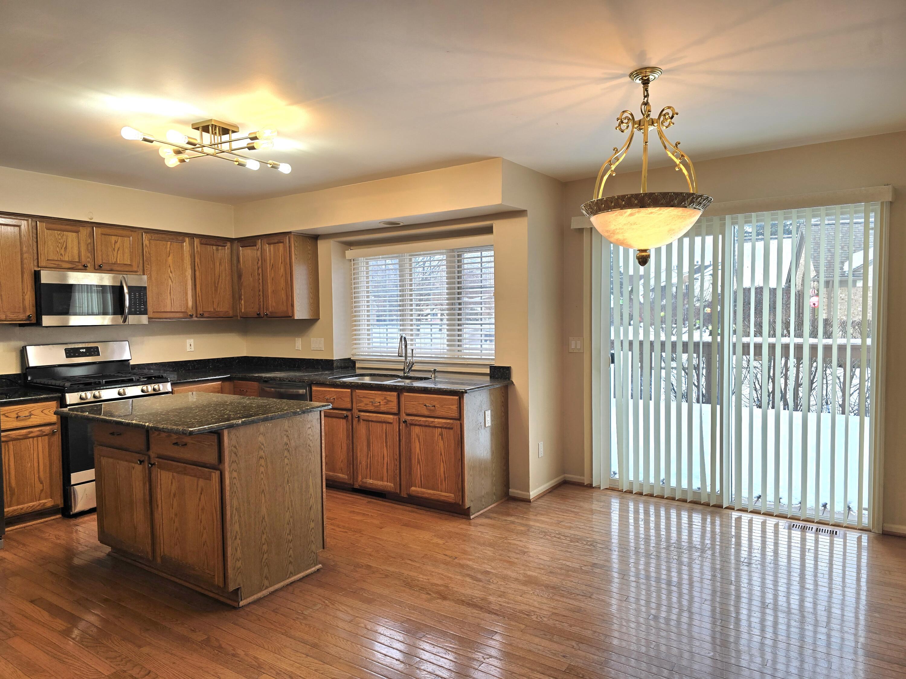 47498 Fox Run Drive Canton, MI 48187 - Photo 9 of 26 1000017335