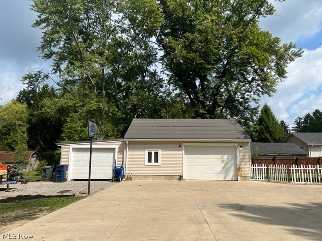 982 Howland Wilson Road Southeast Warren, OH 44484 - Photo 7 of 33 Gallery Image 7