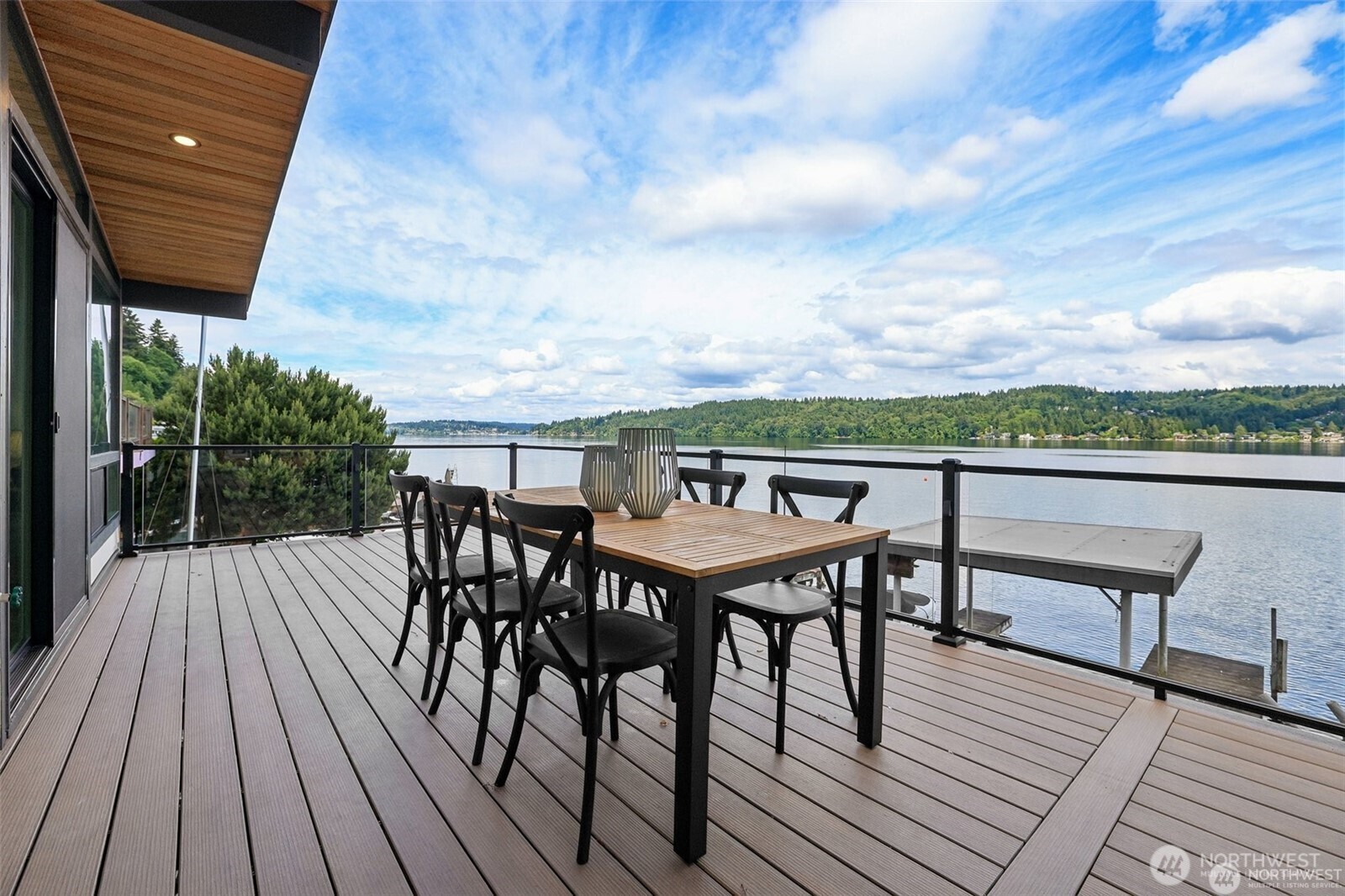 12582 Riviera Place Northeast Seattle, WA 98125 - Photo 19 of 40 Gallery Image 19